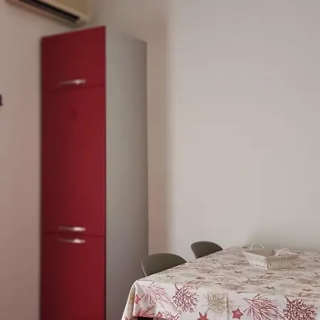 7mbre Apartment